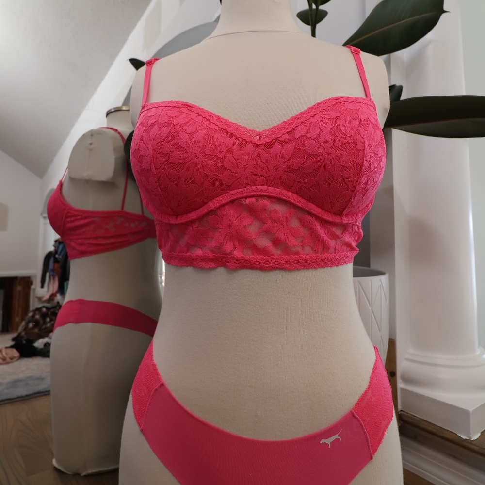 VS Pink bra and thong set